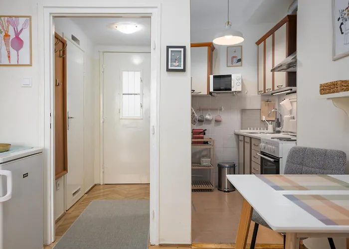 Apartament With Panoramic View *